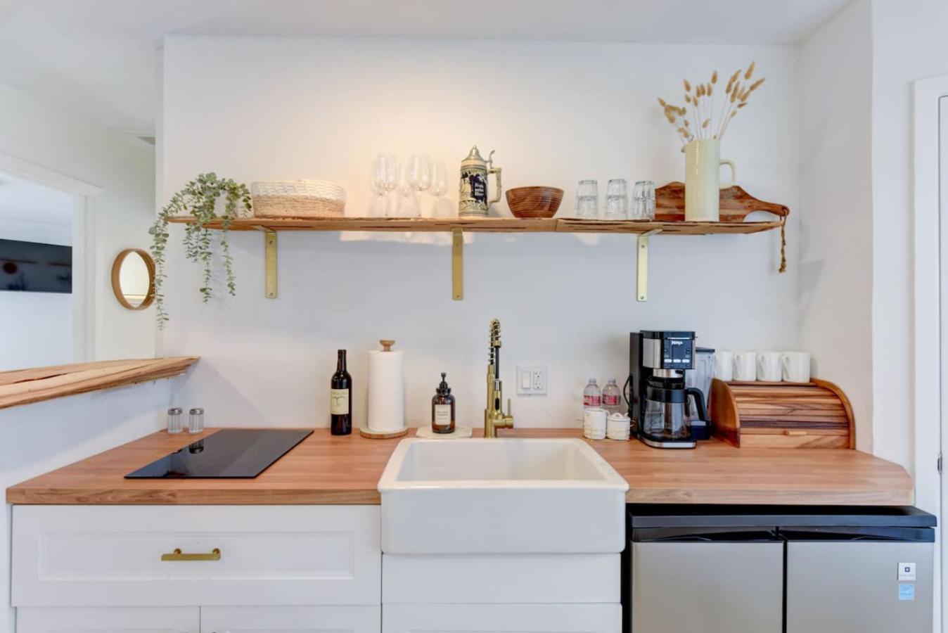 Downtown - Shiner Bungalow At Beer Ranch Project Wimberley Bagian luar foto